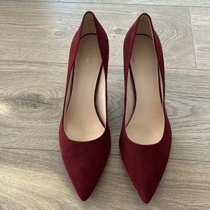 Nine West Burgundy Point Toe Heel - 9.5M, 3 inch heel